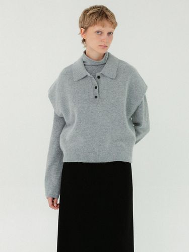 Drop Shoulder Collared Pull Over_Gray - RRACE - Modalova