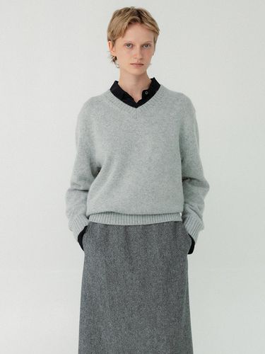 Winter V Neck Pull Over_Gray - RRACE - Modalova