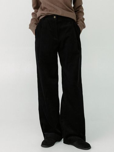 Corduroy Tuck Pants_Black - RRACE - Modalova