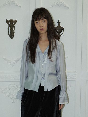 Kate tie blouse_Light grey - HOKUSPOKUS - Modalova