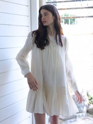 Smock shirring mini dress - FABRIC SEOUL - Modalova