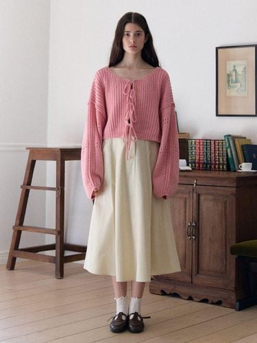 Pintuck banding long skirt - FABRIC SEOUL - Modalova