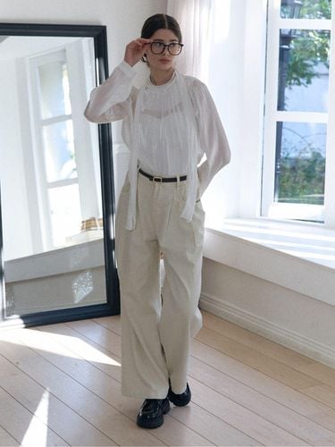 Cotton pintuck wide pants - FABRIC SEOUL - Modalova