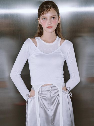 Garter Layered T shirt [Ivory] - Rosefrantz - Modalova