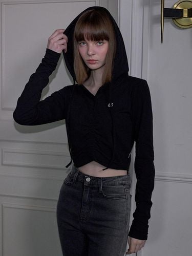 Shirring Hood Crop Long sleeve [Black] - Rosefrantz - Modalova