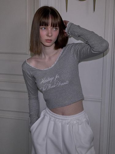 Lace Lettering Long Sleeve [Gray] - Rosefrantz - Modalova