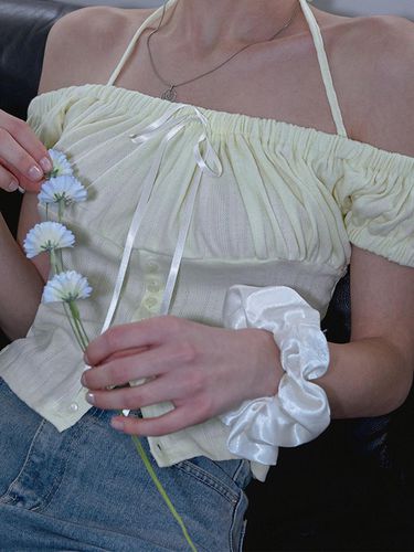 Satin Scrunchie [White] - Rosefrantz - Modalova