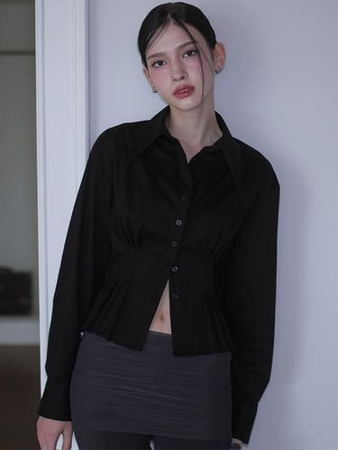 Pintuck Lace Crop Shirt [Black] - Rosefrantz - Modalova