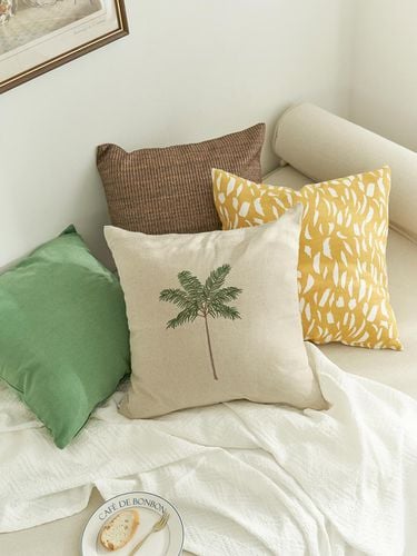 Green Resort Cushion Cover - DECOVIEW - Modalova