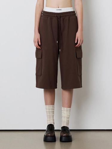 UNISEX] BARTACK STITCH POCKET SHORTS. - BROWN - MEENDERI - Modalova