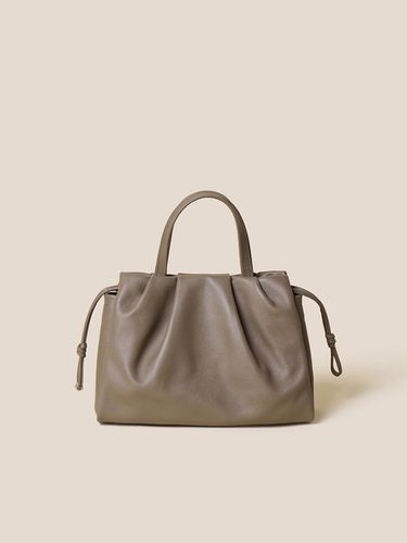 Via Tote 28 Bag (Taupe)_RCBTX24663TPX - COURONNE - Modalova