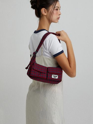 TWO POCKET MINI HOBO BAG_RED CHECK - macni - Modalova