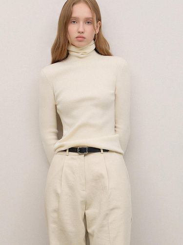 Turtleneck slim V-neck sweater - SISTINA - Modalova