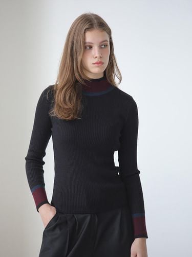 CAHISIENNE]Color block half-turtleneck knitwear - CAHIERS - Modalova