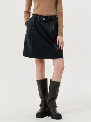 Leather Pin-tuck Standard Fit Midi Skirt [BLACK] (WBD4L13513) - GENERAL IDEA - Modalova