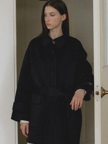 Wool Handmade Belted Half Coat [Black] (L149) - L’oiE - Modalova