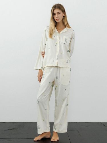 Cozy Embroidered Women's Pajama Set [Lavender] - KOZNOK - Modalova