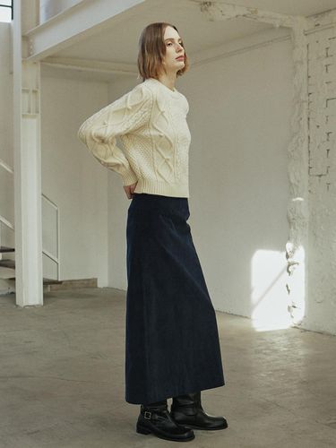 CORDUROY LINE SKIRT_NAVY - YUPPE - Modalova