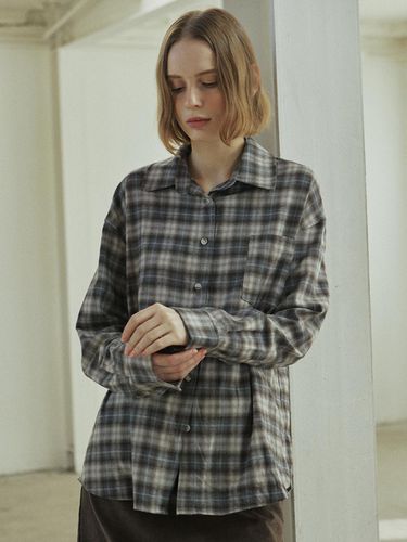 SPREAD CHECK SHIRT_SKY BLUE - YUPPE - Modalova