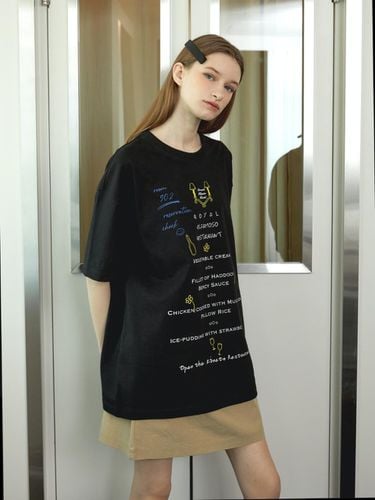 Room Service Menu T Shirt_Deep - KINETO - Modalova