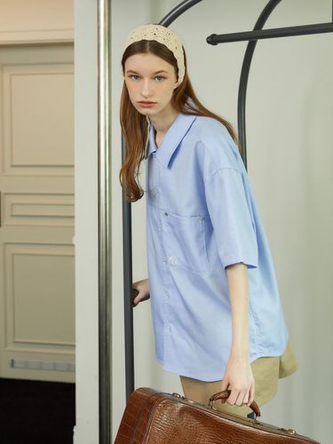 Convertible Collar Stripe Shirt_Sky Blue - KINETO - Modalova