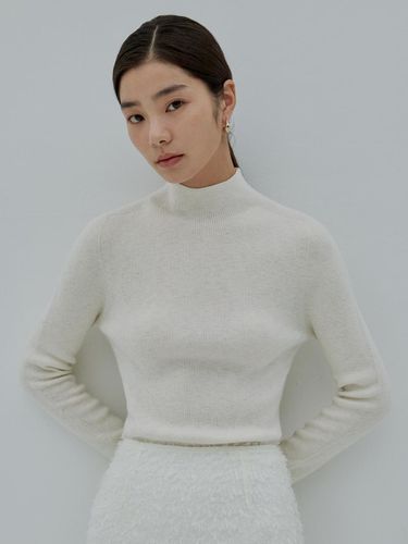 SLON TURTLENECK KNITWEAR (3colors) - TOWAV - Modalova