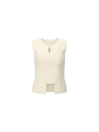 SLEEVELESS KNIT TOP (CREAM) - YCH - Modalova