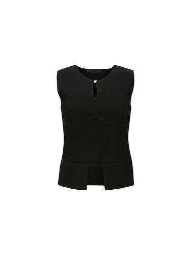 SLEEVELESS KNIT TOP (BLACK) - YCH - Modalova