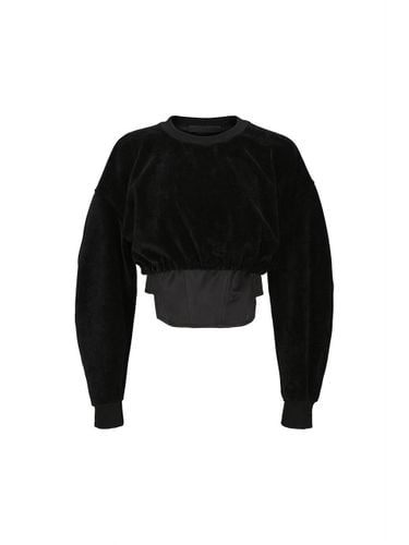 LAYERED CROPPED SWEATSHIRT (BLACK) - YCH - Modalova