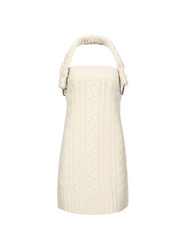 CABLE KNIT DRESS (CREAM) - YCH - Modalova