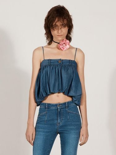 RUCHED CROP SLEEVELESS BLOUSE_BLUE - YCH - Modalova