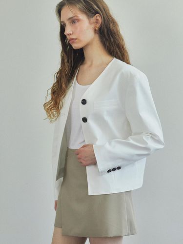 COLLARLESS TWO BUTTON JACKET / - Ihr - Modalova