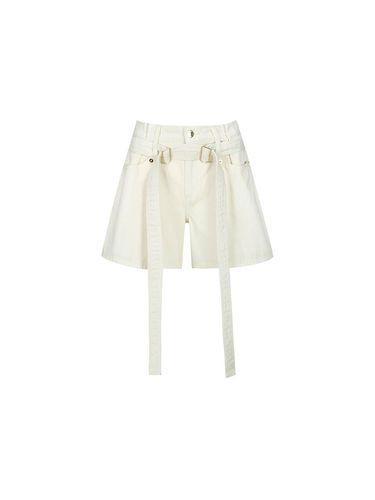 WAIST STRAP DENIM SHORTS_IVORY - YCH - Modalova