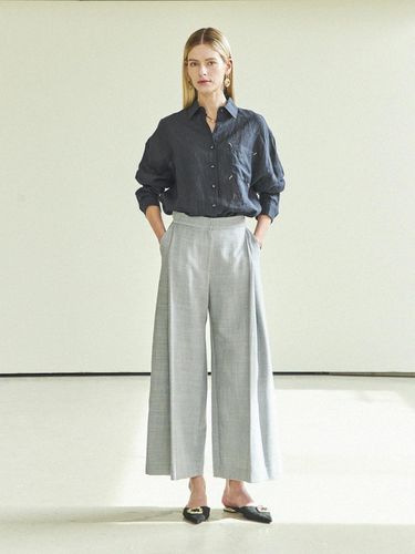 CLASSIC WIDE TUCK SLACKS_GRAY - Maison de Ines - Modalova