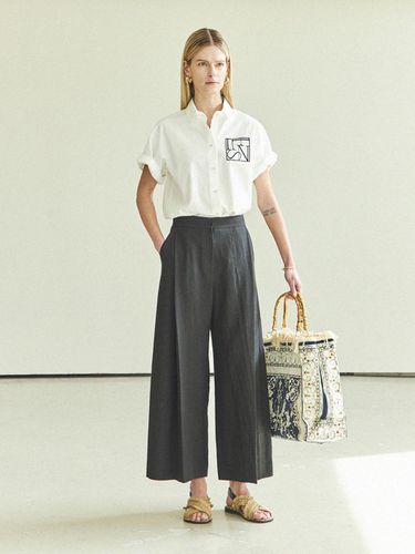 CLASSIC WIDE TUCK SLACKS_BLACK - Maison de Ines - Modalova