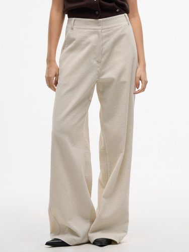 Pig Dyed Wide Corduroy Pants [WHITE] - MAGJAY - Modalova