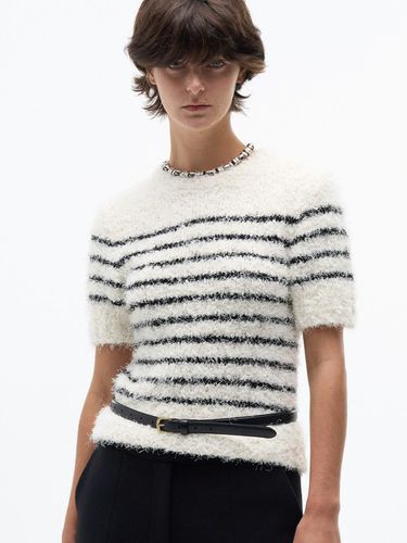 Fluffy Stripe Regular Fit Knit [Ivory] - MAGJAY - Modalova