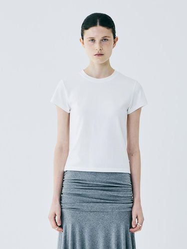 COZY MODAL HALF T-SHIRT (WHITE) - FOR HER - Modalova