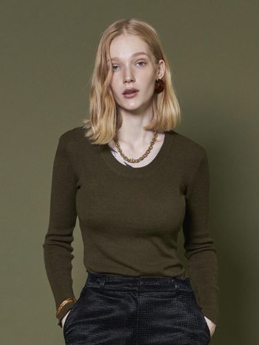 U NECK KNIT TOP_KHAKI - Maison de Ines - Modalova