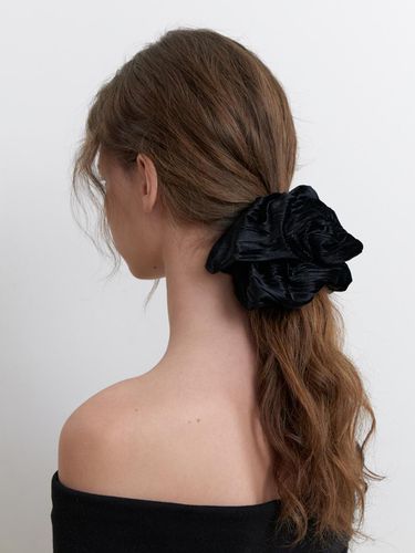 Classic wrinkled velvet scrunchie - KINDABABY - Modalova