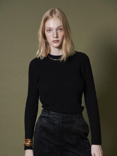 RIBBED ROUND KNIT _BLACK - Maison de Ines - Modalova