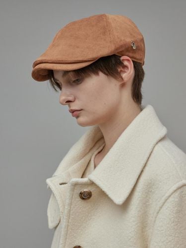 Suede Hunting Cap Beige - fromwhere - Modalova