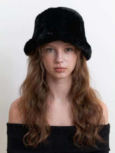 Fur bucket hat - black - KINDABABY - Modalova