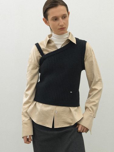 WOOL ELROY UNBAL VEST (VT - 0270) - Atelier Nain - Modalova