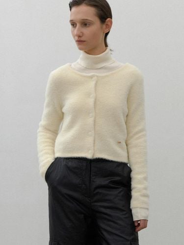 Soft Wool Cropped Round Neck Cardigan (CD-2179) - Atelier Nain - Modalova