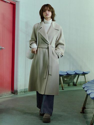 Unbalanced Collar Cashmere Blend Handmade Coat - itMICHAA - Modalova