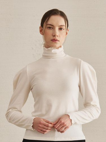 Puff Sleeve Turtleneck T-Shirt [Beige] - Nouve - Modalova