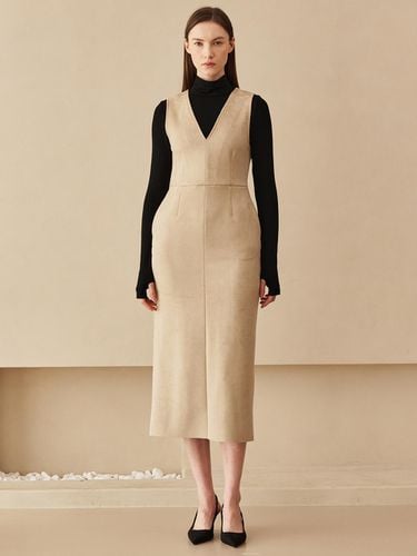 Sleeveless Suede Dress [Beige] - Nouve - Modalova