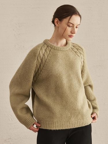 Round Neck Wool Knit [Green] - Nouve - Modalova