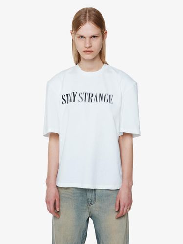 STAY STRANGER PRINTED TSHIRT (F24TO9231WH) - YCH - Modalova